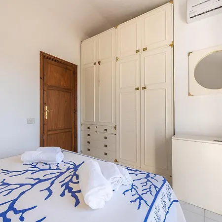 Cristina Bella Vista Mare E Porto Turistico Loc Notteri Villasimiuss Vila *