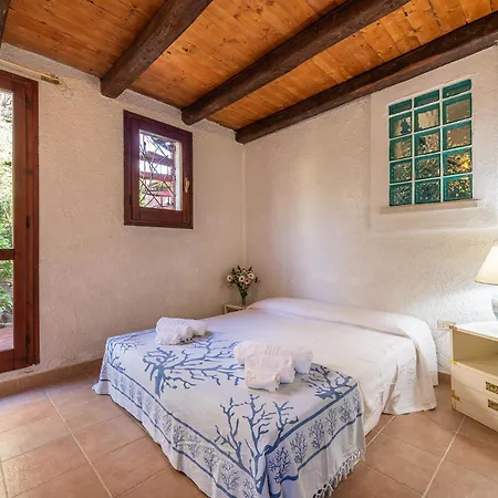 Cristina Bella Vista Mare E Porto Turistico Loc Notteri Villasimiuss וילה