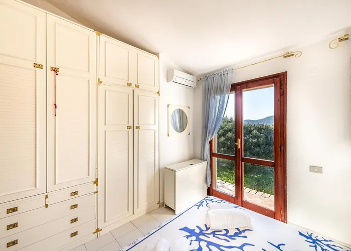 别墅 Cristina Bella Vista Mare E Porto Turistico Loc Notteri Villasimiuss 西缪斯