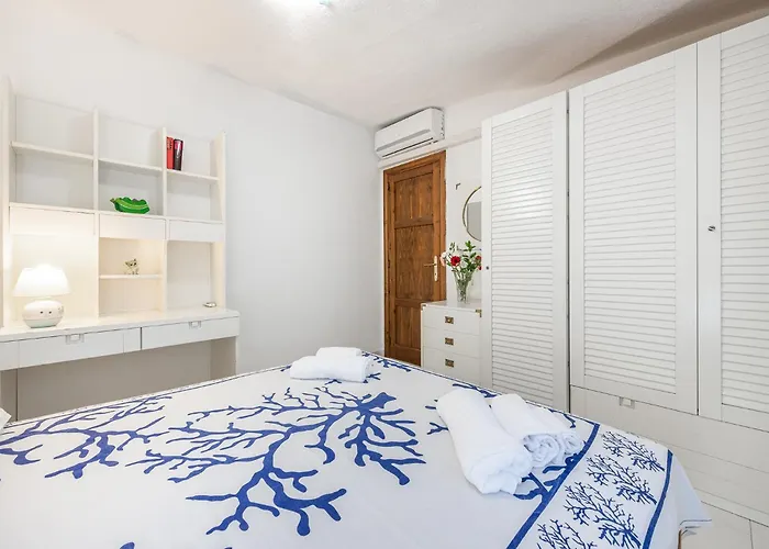 别墅 Cristina Bella Vista Mare E Porto Turistico Loc Notteri Villasimiuss 西缪斯