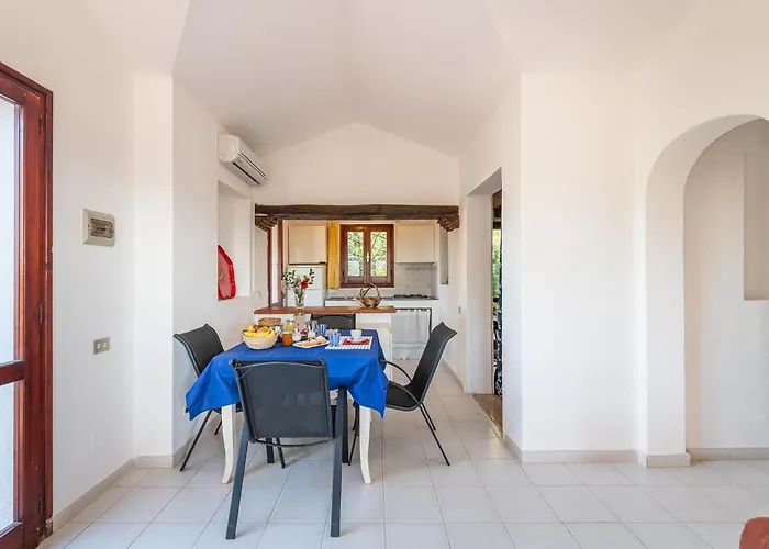 Cristina Bella Vista Mare E Porto Turistico Loc Notteri Villasimiuss * 西缪斯