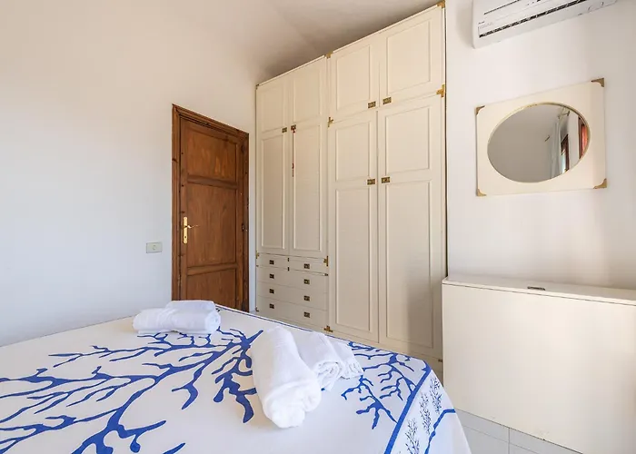 Cristina Bella Vista Mare E Porto Turistico Loc Notteri Villasimiuss 别墅 *